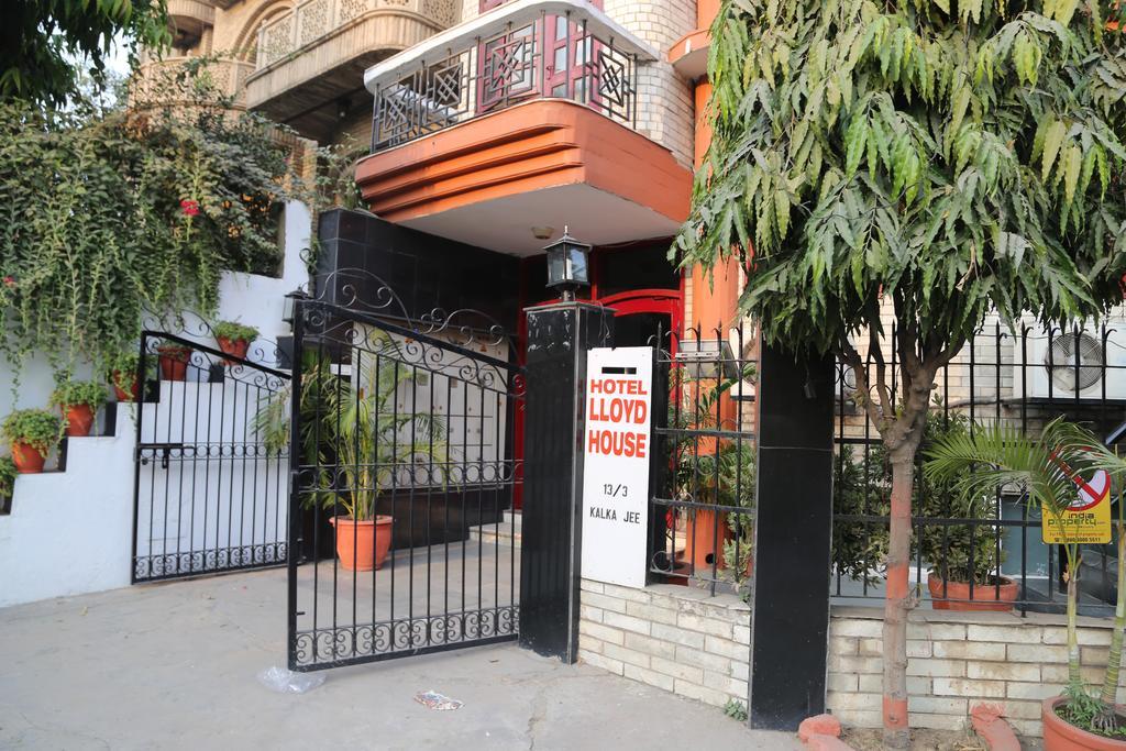Fabexpress Lloyd House Hotel New Delhi Buitenkant foto